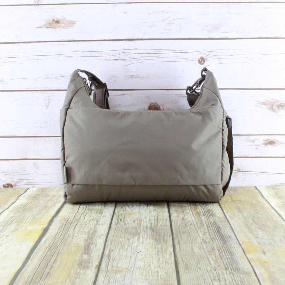 SALE! PacSafe Women's Brown Anti-Theft Shoulder Bag Size - Picture 3 of 8